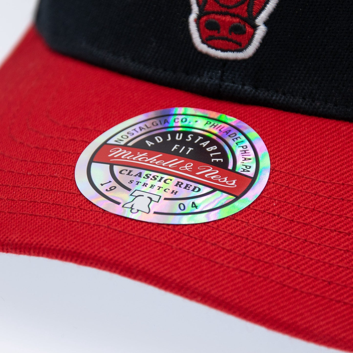 Chicago Bulls NBA Snapback Mitchell & Ness Black/Red Official NBA Fan Gear