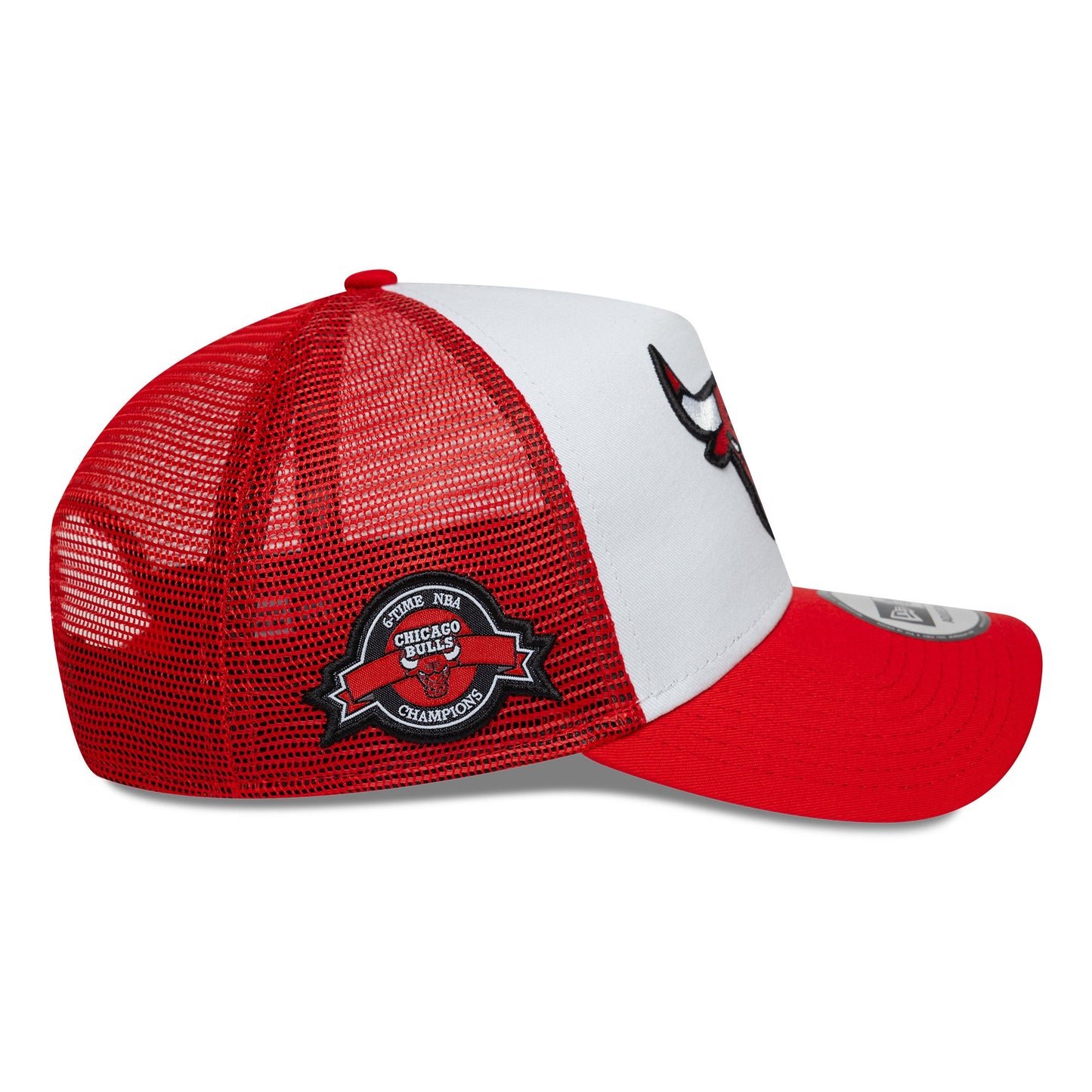 Chicago Bulls NBA Trucker Snapback Side Patch New Era White/Red Official NBA Fan Gear