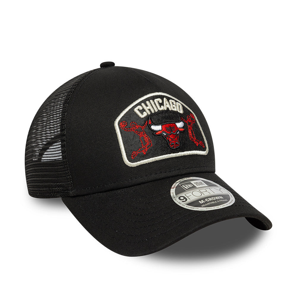 Chicago Bulls NBA Patch Trucker Mcrown Black Official NBA Fan Gear