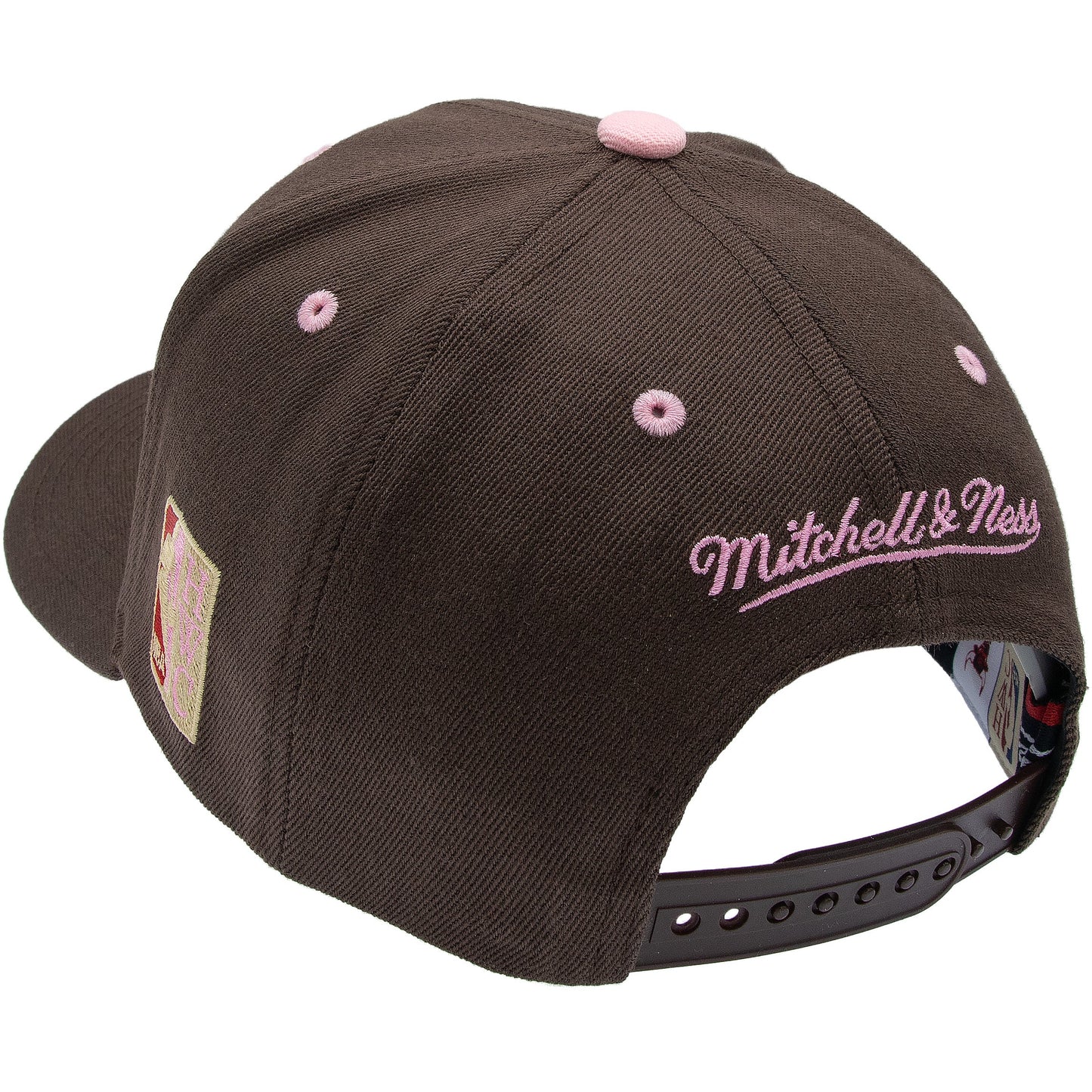 Chicago Bulls NBA Brown Sugar Bacon Classic Red Snapback Mitchell & Ness Brown/Pink Official NBA Fan Gear